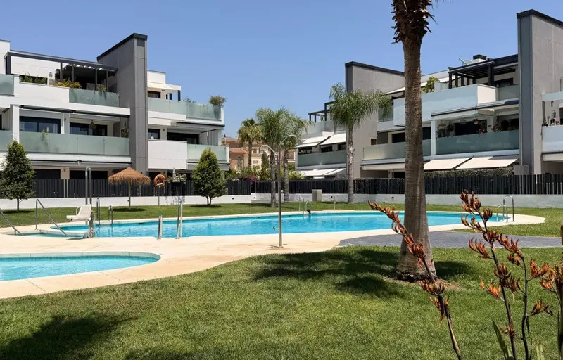 3 habs Apartamento Planta Media a la venta en Caleta de Vélez - R5408518