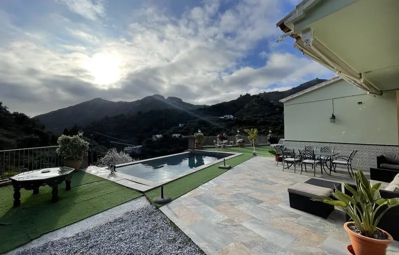 3 habs Villa - Chalet a la venta en Nerja - R4964047