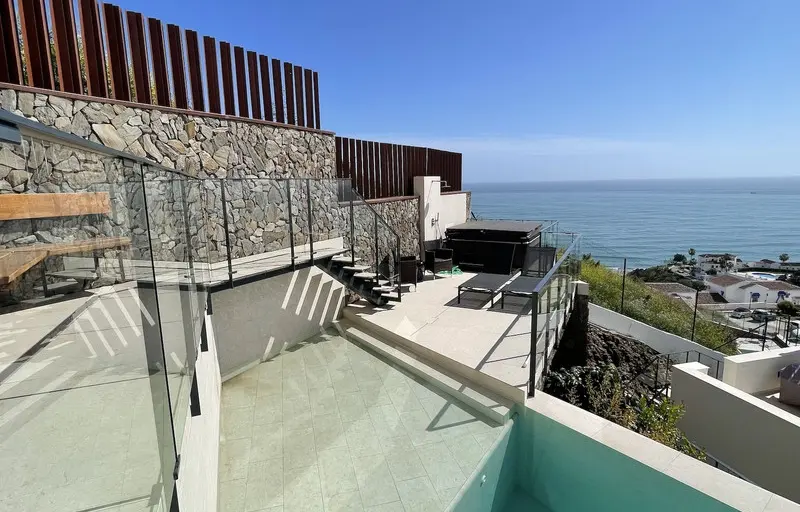 5 habs Villa - Chalet a la venta en Torrox Costa - R5362900