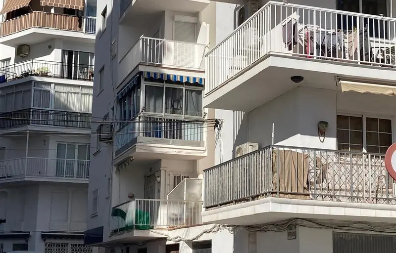 2 beds Middle Floor Apartment for sale in Nerja - R5286052