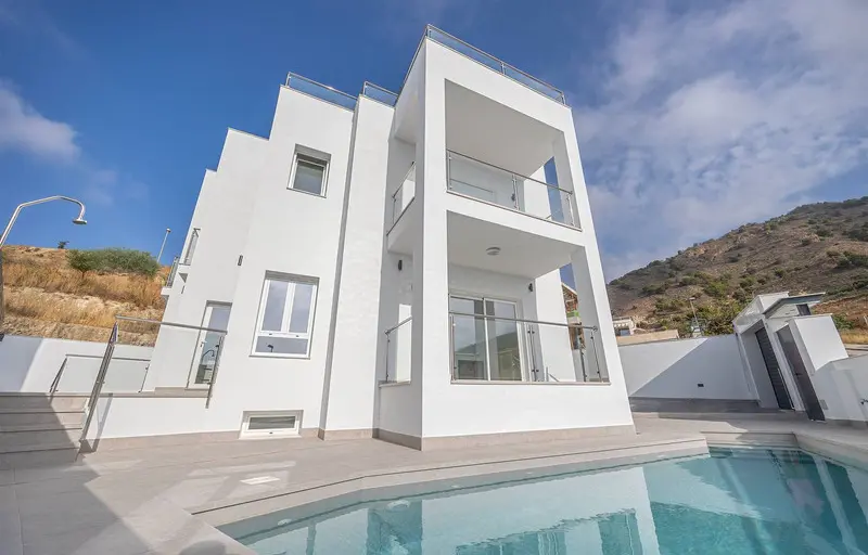 4 habs Villa - Chalet a la venta en Nerja - R4851436