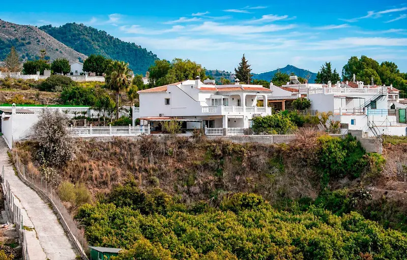 7 habs Villa - Chalet a la venta en Nerja - R5373925