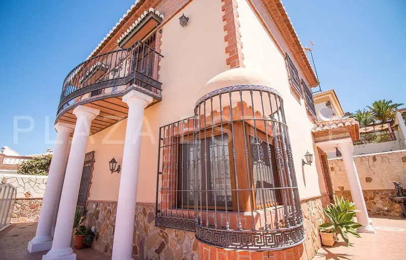 4 habs Villa - Chalet a la venta en Nerja - R3071581