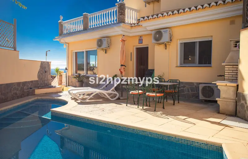 3 habs Villa - Chalet a la venta en Torrox - R5406928