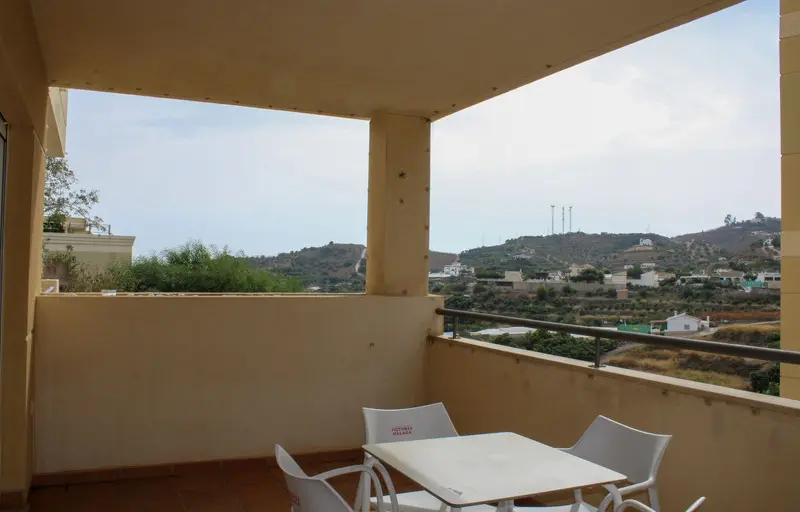 2 beds Middle Floor Apartment for sale in Torrox - R5471395