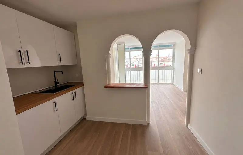 3 beds Middle Floor Apartment for sale in Caleta de Vélez - R5482735