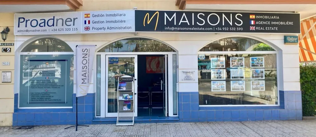 La oficina de Maisons Real Estate en Torrox Costa